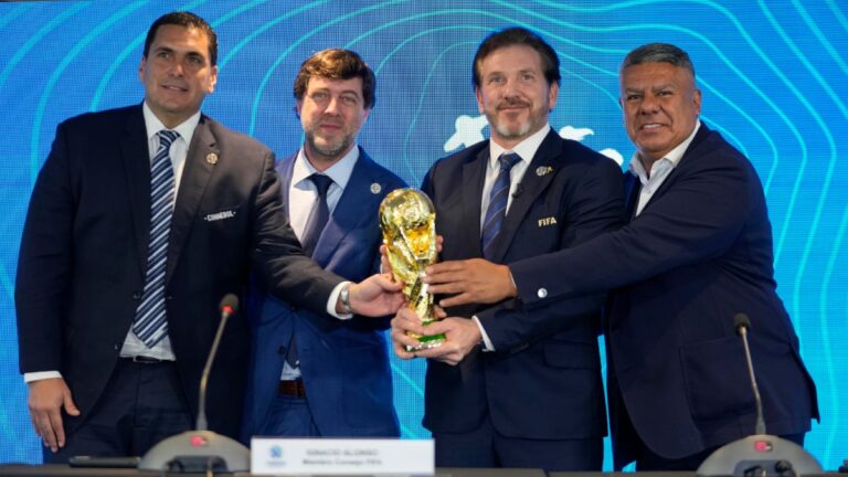 Alejandro Domínguez, tras anunciar el Mundial 2030: “La decisión está tomada, hoy es un día de fiesta para Conmebol”