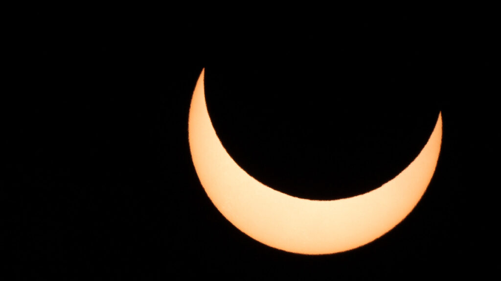 Así se vivió el eclipse solar anular desde Edzná, Campeche | Foto: Jimena Cárdenas