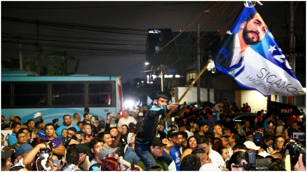 El Salvador comienza su período electoral | Reuters; Cabezas
