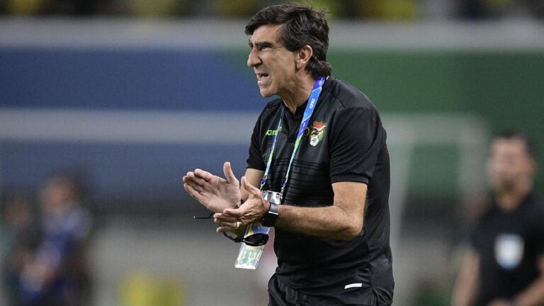Gustavo Costas deja de ser el director técnico de la Selección de Bolivia