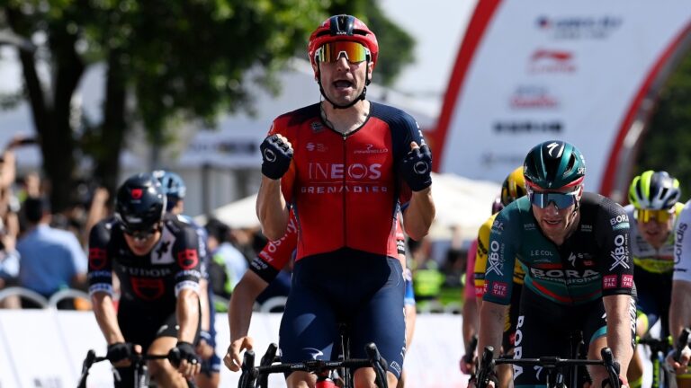 Elia Viviani gana la etapa 1 de la última carrera World Tour del año; Sebastián Molano, el ‘mejor’ colombiano