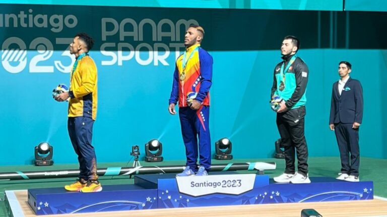 Colombia gana medalla en las pesas gracias a Luis Mosquera y México obtiene bronce con Jorge Cárdenas