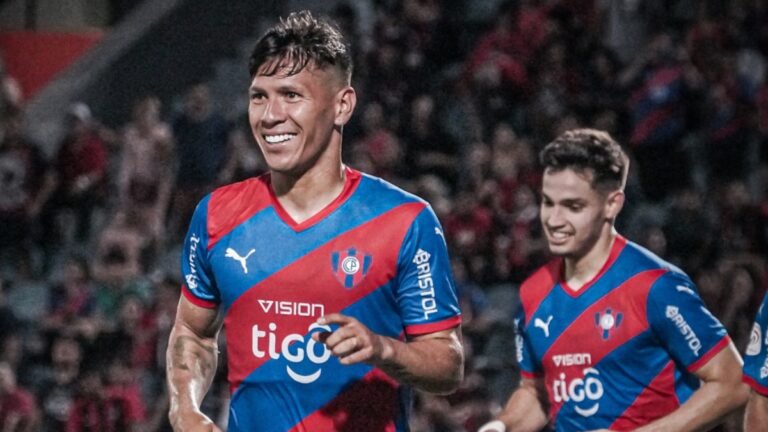 Rafael Carrascal anota un magistral golazo de tiro libre y se afianza en Cerro Porteño