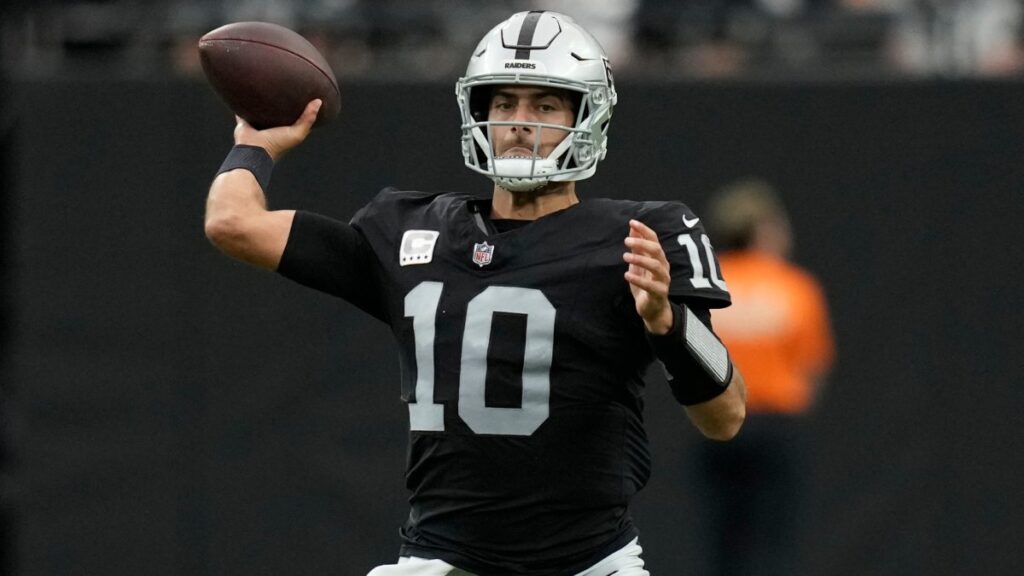 Los Las Vegas Raiders podrán contar con el Mariscal de Campo, Jimmy Garoppolo para disputar el juego vs Lions.