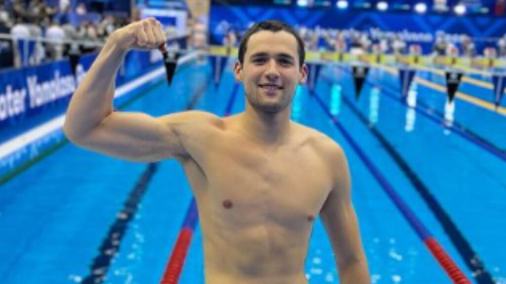 El nadador mexicano Jorge Iga se colgó la medalla de plata en la prueba de los 200m libres de los Juegos Panamericanos 2023.