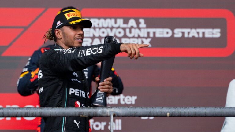 Lewis Hamilton, feliz de volver a pelear por los primeros lugares: “El equipo hizo un trabajo increíble este fin de semana”