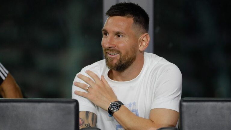 Messi trolea en mensaje de cumpleaños al amigo de su hijo Thiago, llamándolo Peso Pluma 