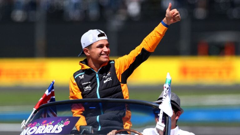 McLaren y Lando Norris cumplen el sueño de un pequeño aficionado en el GP de México