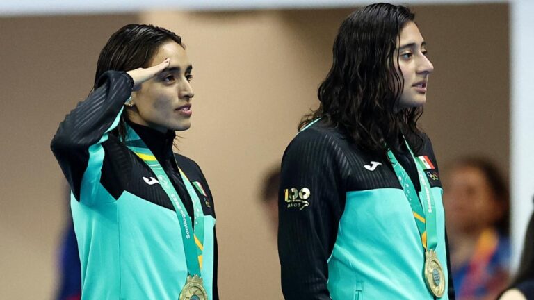 Arantxa Chávez y Paola Pineda se cuelgan el oro en trampolín 3m sincronizado