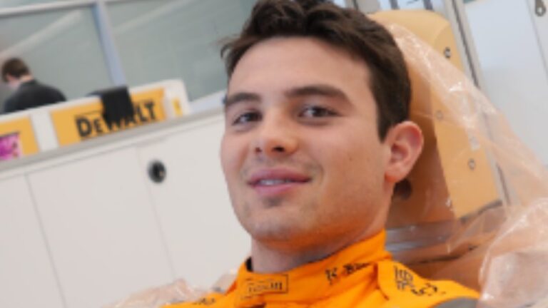 Pato O’Ward, presente en Barcelona para probar el MCL35M de McLaren