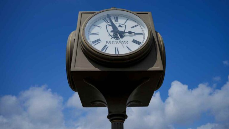 ¿Cuándo termina el horario de verano 2023 en Estados Unidos y qué pasa con los relojes?