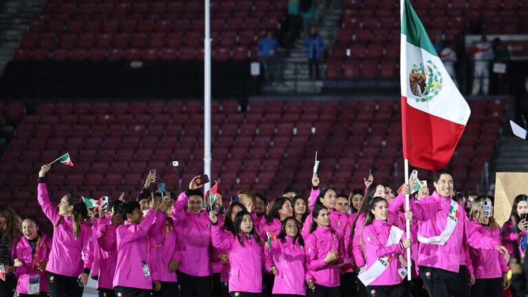 México se luce en la inauguración de Santiago 2023: Así desfiló la delegación mexicana en el Estadio Nacional de Chile