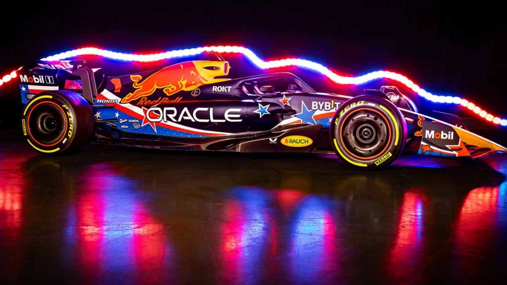 Red Bull con un look muy 'texano' para el GP de Austin | @redbullracing