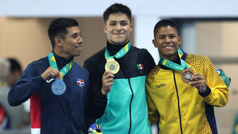 Osmar Olvera se lleva la medalla de oro en trampolín 1m de los Juegos Panamericanos