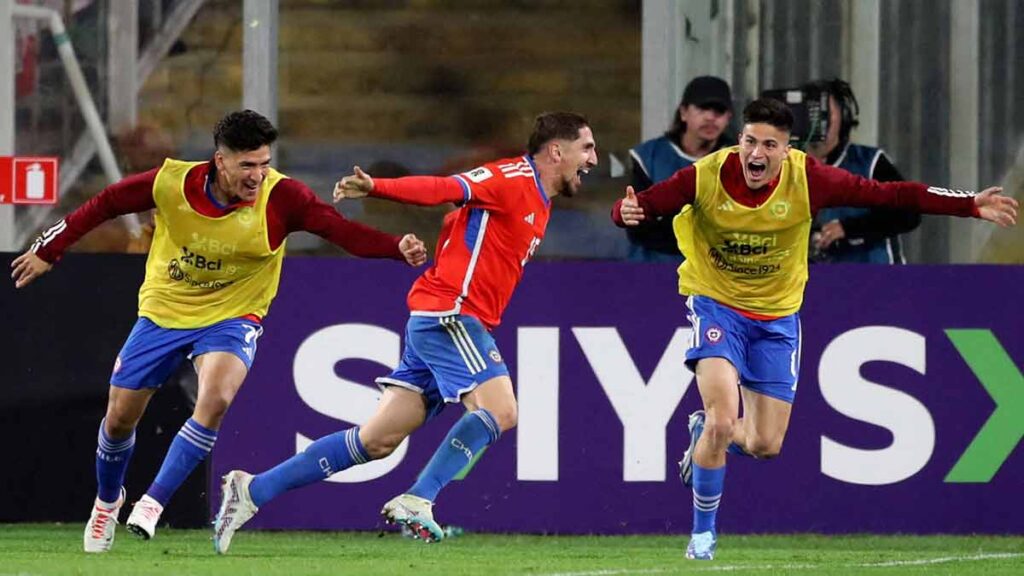 Diego Valdés le da la victoria a Chile ante Perú en las eliminatorias de la Conmebol | Reuters