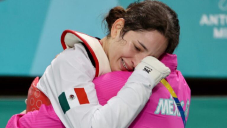 Victoria Heredia le hace honor a su nombre y se queda con el bronce del taekwondo de Santiago 2023