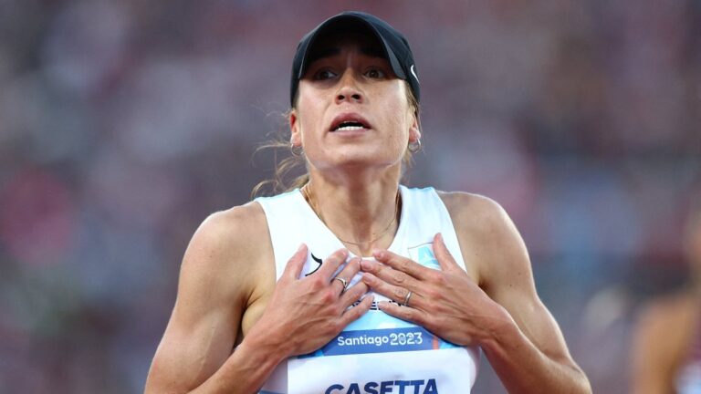 Belén Casetta brilló y se quedó con la medalla de oro en 3000m con obstáculos en Santiago 2023