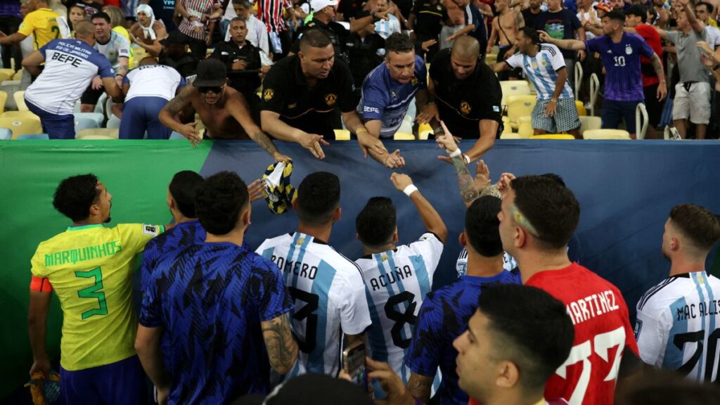 Lisandro explota contra Brasil | REUTERS/Ricardo Moraes