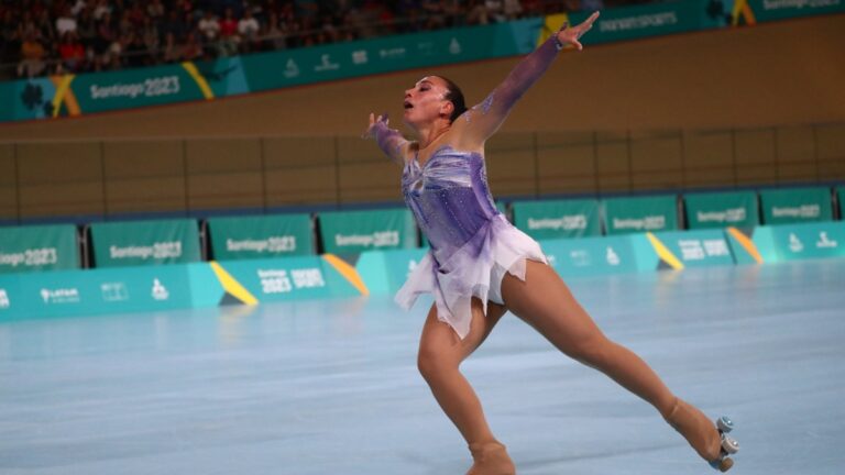 Sandra Liliana Díaz se luce en patinaje artístico y se queda con el oro en los Panamericanos