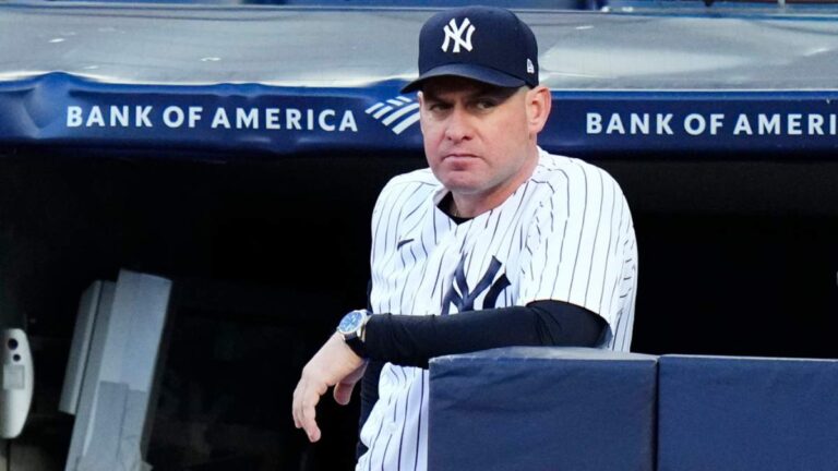 El venezolano Carlos Mendoza deja la banca de Yankees y será el nuevo mánager de los Mets