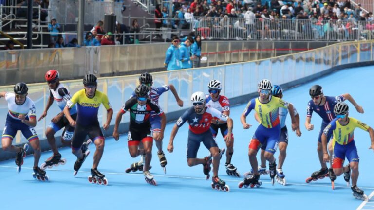 Carlos Monsiváis gana la medalla de plata en el patinaje de velocidad de los Juegos Panamericanos 2023
