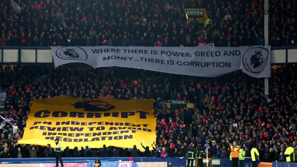 ¡Corrupta! Afición del Everton protesta en masa contra la sanción impuesta por la Premier League