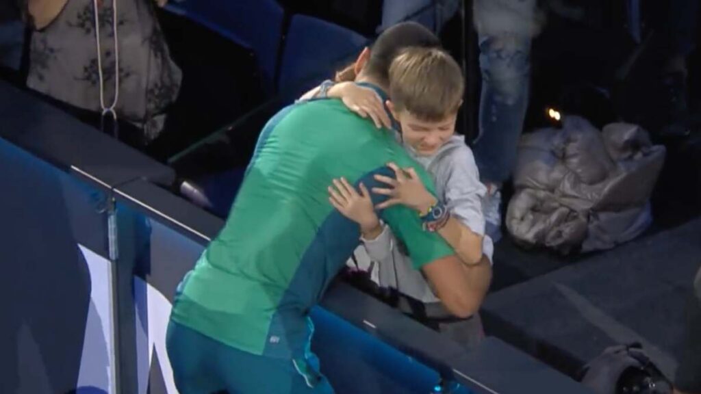 Novak Djokovic ganó su séptima Copa de Maestros de la ATP y regaló el momento más tierno: Festejar con sus hijos su nuevo título.