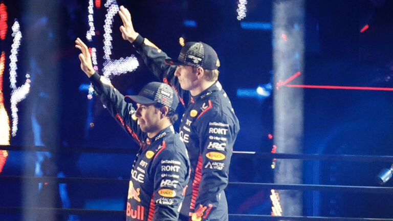 Espectacular ceremonia de inauguración del GP de Las Vegas ¡Con ovación a Checo Pérez!