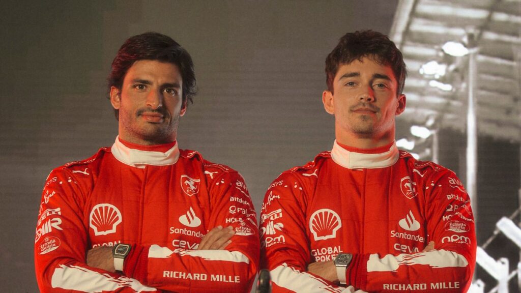 Sainz y Leclerc estrenarán nomex en Las Vegas | @ScuderiaFerrari