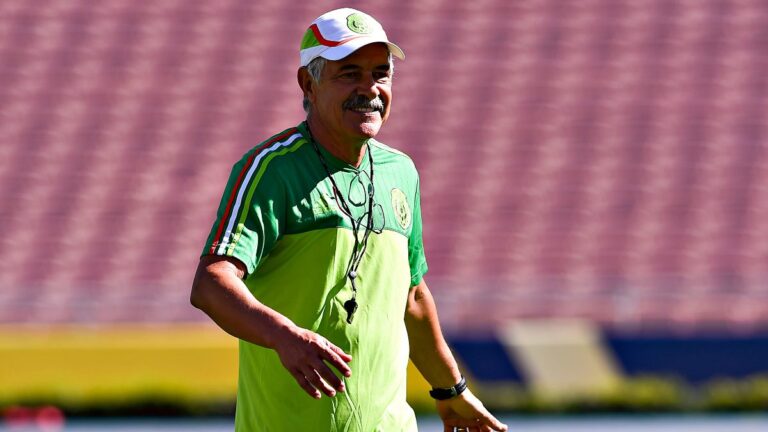 Tuca Ferretti admite que le impusieron jugadores en la selección mexicana