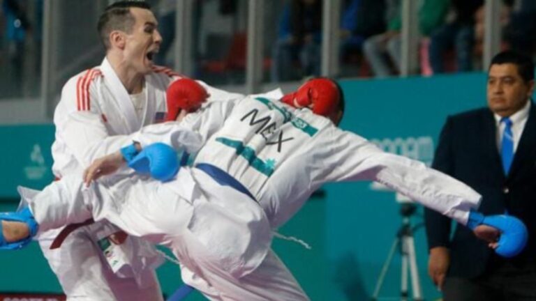 Carlos Villarreal se cuelga la plata en el karate de los Juegos Panamericanos 2023