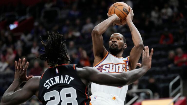 Los Suns se sobreponen a las ausencias y vencen a Pistons con 41 unidades de Kevin Durant