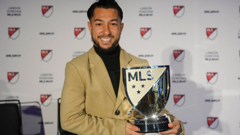 Luciano Acosta, MVP 2023 de la MLS