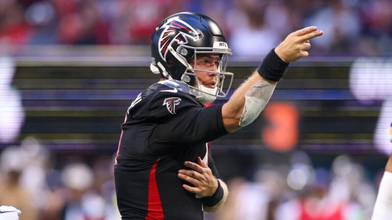 Falcons mantienen a Taylor Heinicke como su quarterback titular para el duelo de la Semana 10 ante los Cardinals