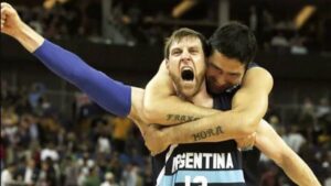 En el cumpleaños de Andrés Nocioni recordamos el oro que ganó Argentina en el básquetbol de Atenas 2004