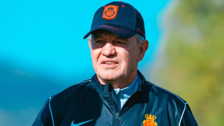 Javier Aguirre elogia al Almería de César Montes: “Los números no reflejan lo bien que juegan”
