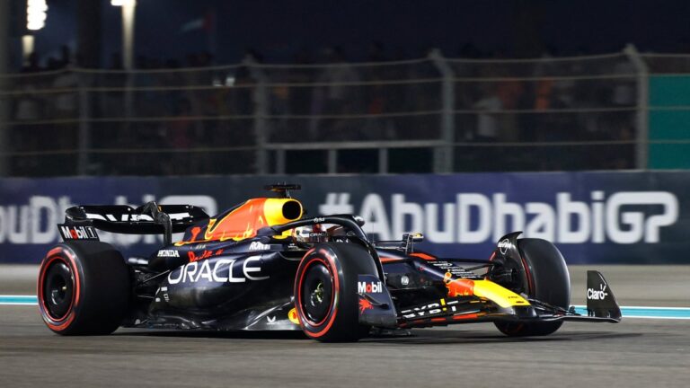 Verstappen obtiene la pole position en Abu Dhabi; Checo Pérez largará noveno