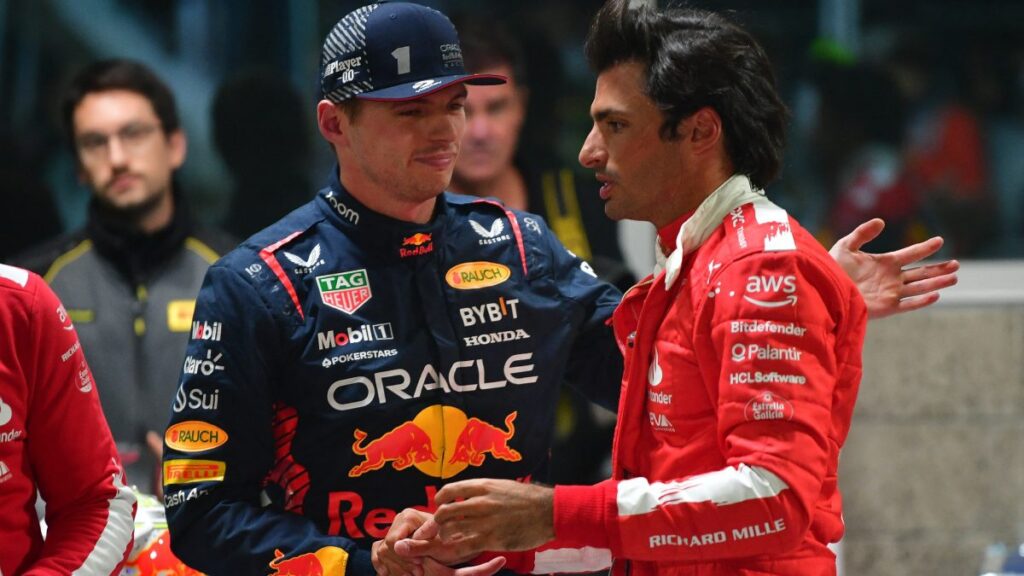 Carlos Sainz continúa bastante molesto tras la injusta sanción que le fue impuesta por la F1 a quien califica como un negocio.