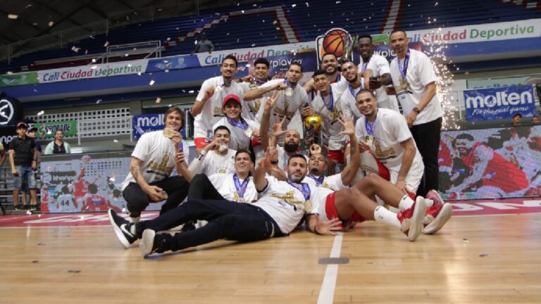 Titanes aplasta a Cafeteros y se queda con el título de la Liga de Baloncesto en Colombia