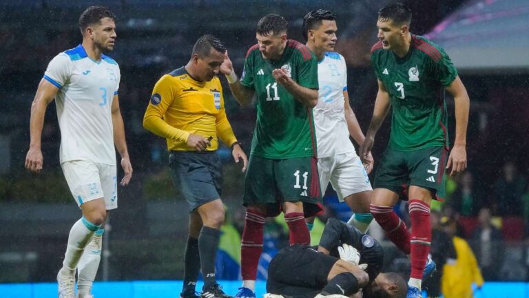 ¿Quién fue el expulsado tras la trifulca al finalizar los 90 minutos del México vs Honduras?