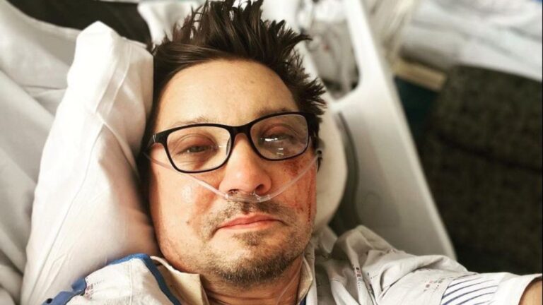 La complicada recuperación de Jeremy Renner: “He estado explorando todo tipo de terapia”