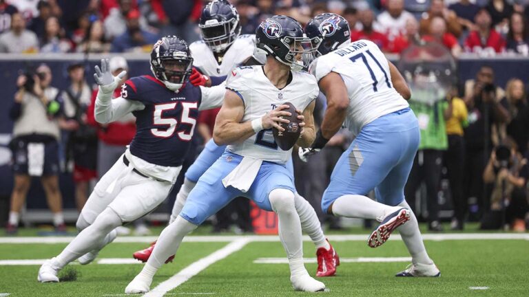 Crece la epidemia de lesiones de quarterbacks en la NFL: Will Levis queda fuera con los Titans