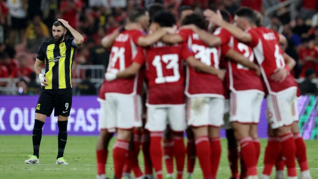 El Al Ittihad, equipo de Arabia Saudita donde milita Karim Benzema, fue eliminado del Mundial de Clubes a manos del Al Ahly.