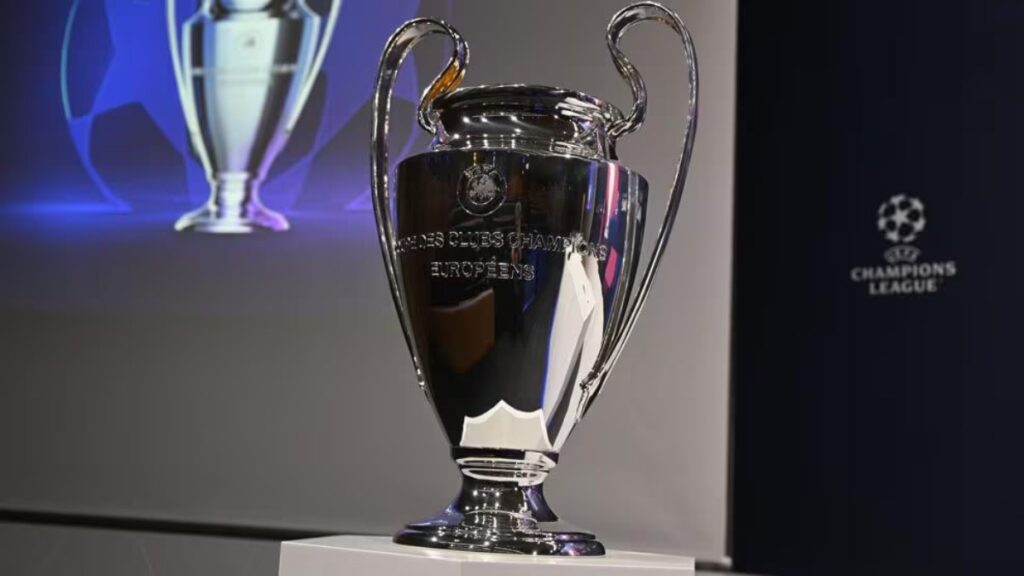 Trofeo de la UEFA Champions League. - UEFA.com.