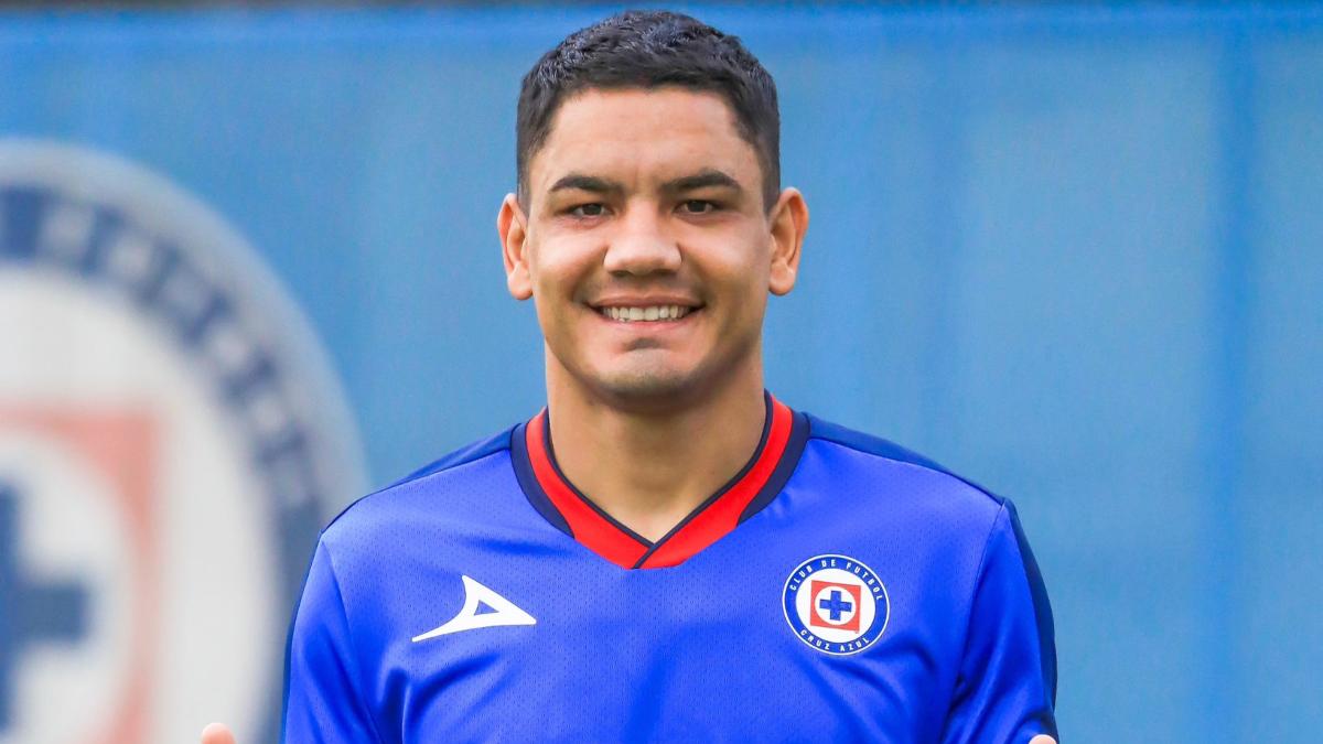 Gabriel 'Toro' Fernández es oficialmente nuevo jugador de Cruz Azul