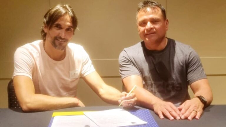 ¡Diego Martínez ya es técnico de Boca Juniors! Firma contrato por un año