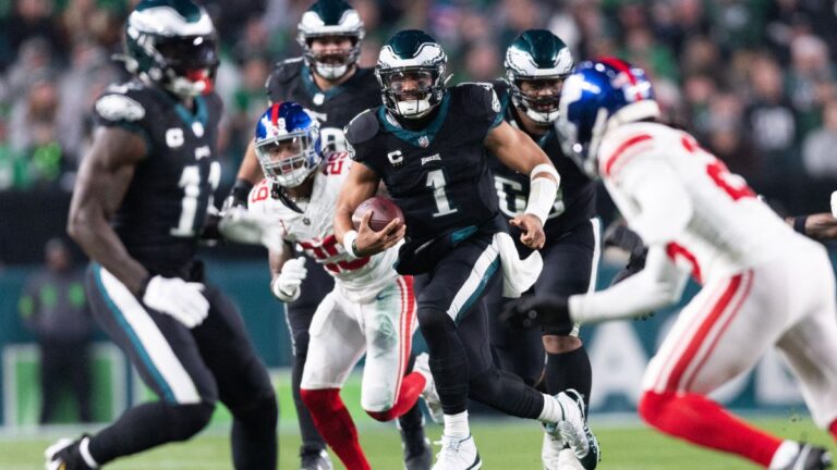 Philadelphia rompe la racha de tres derrotas tras imponerse a los Giants en Navidad