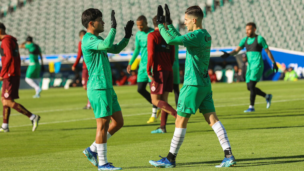 Franco Fagúndez se estrena como goleador en duelo amistoso de Santos