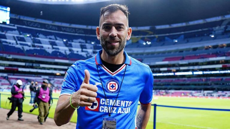 ¿Monterrey o Cruz Azul? Chelito Delgado le lanza un ‘dardo’ a Rayados