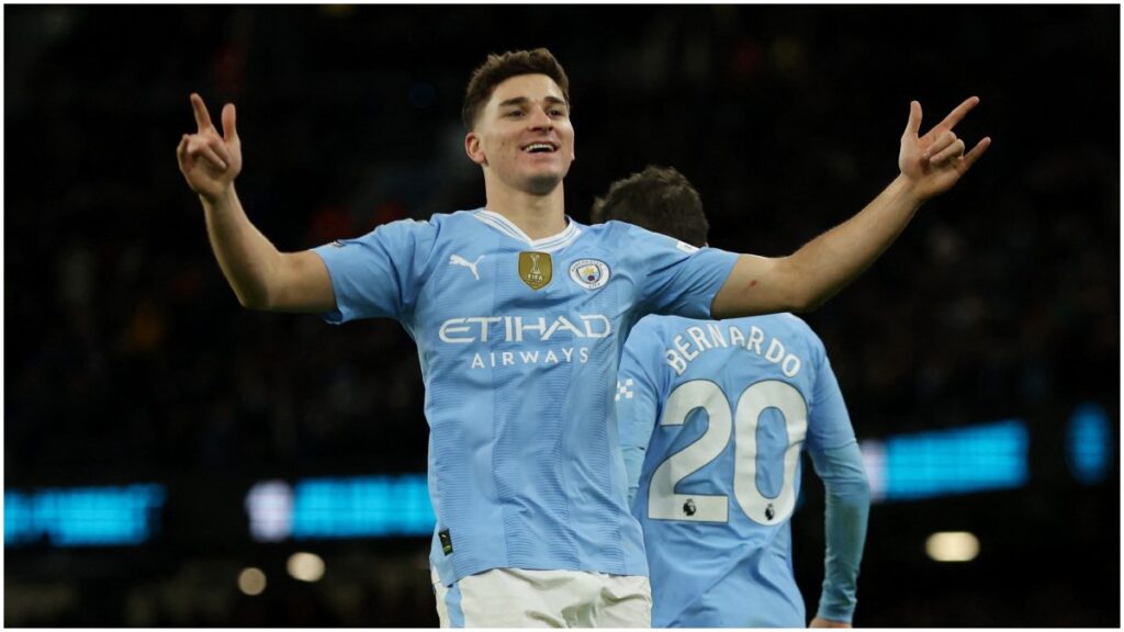 Julián Álvarez celebra con el Manchester City | Reuters; Noble
